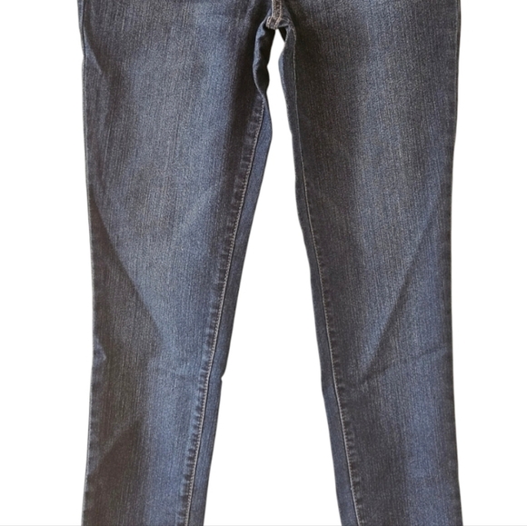 78 OLD NAVY MID-RISE SUPER SKINNY JEANS WOMEN'S SIZE 6P - Picture 5 of 8